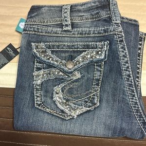 NWT silver jeans! Size 30 x 33!